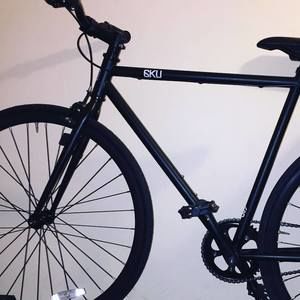 Meet your Posher, Henry